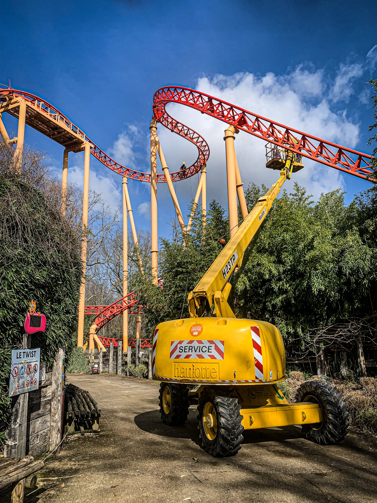 Intervention de cordistes MS Access pour comme sur des rails chez DOLMEN à Dompierre sur Besbre (industrie) – 2
